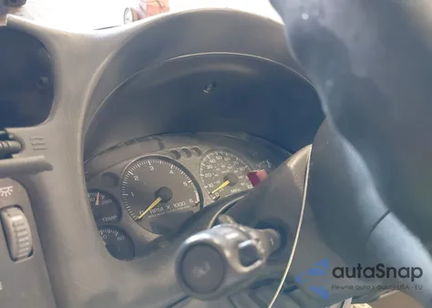 2001 Chevrolet Blazer Ls from USA, damaged, VIN 1GNCT18W41K112722